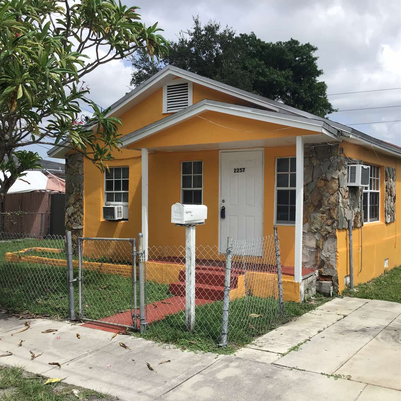Property thumbnail image