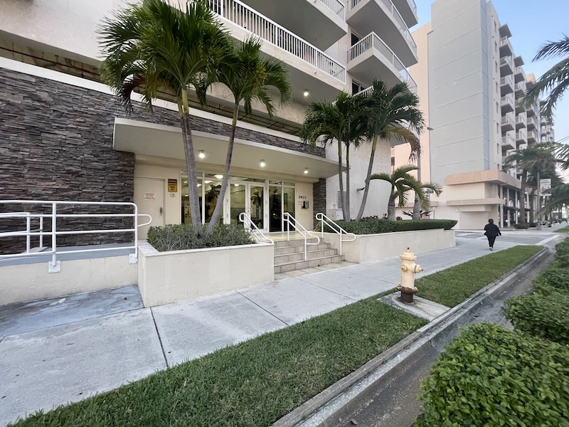 2400 Southwest 27th Avenue - 1